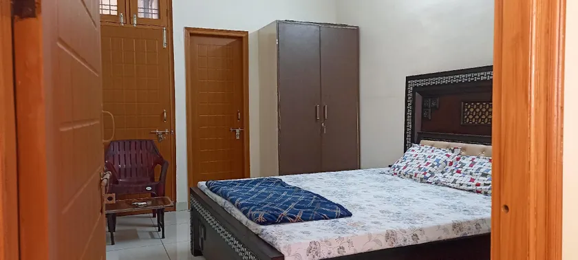Feel at Home, Rooms in Villa, Sahastradhara Road - Image 1