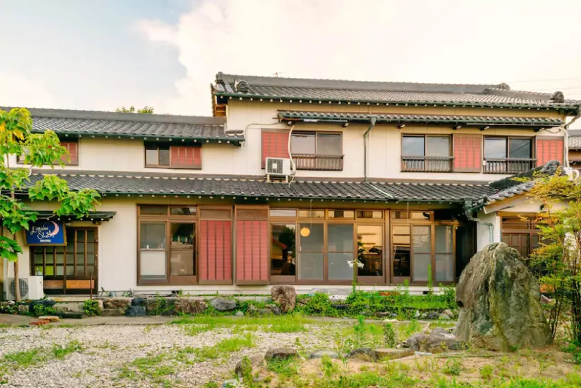 Kikkake House - Image 1