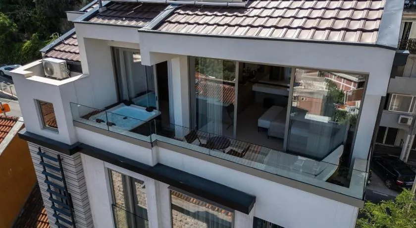 Boutique Hotel Lux Rooms B-Five - Image 1