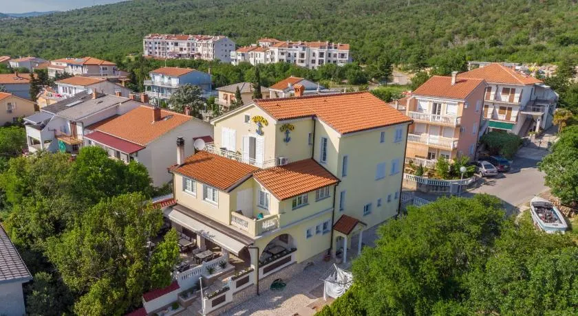 Guest House Sidro - Wellness & Restaurant - Image 1