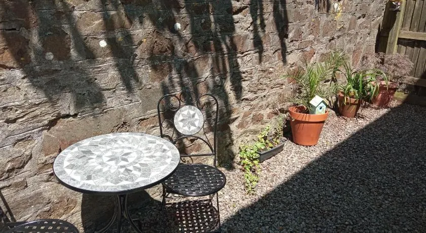 Ground Floor Cornish Retreat Free Parking - Image 1