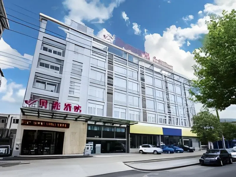 Shell HuaiAn Xiamen Road Hotel - Image 1