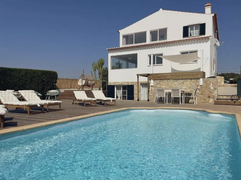 The Lighthouse Hostel Arrifana - Image 1