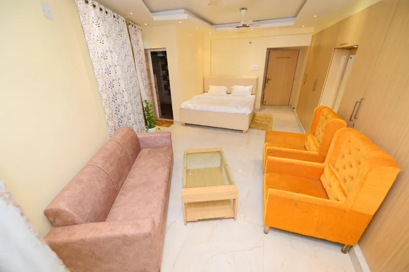 Airport residency hotel - Image 1