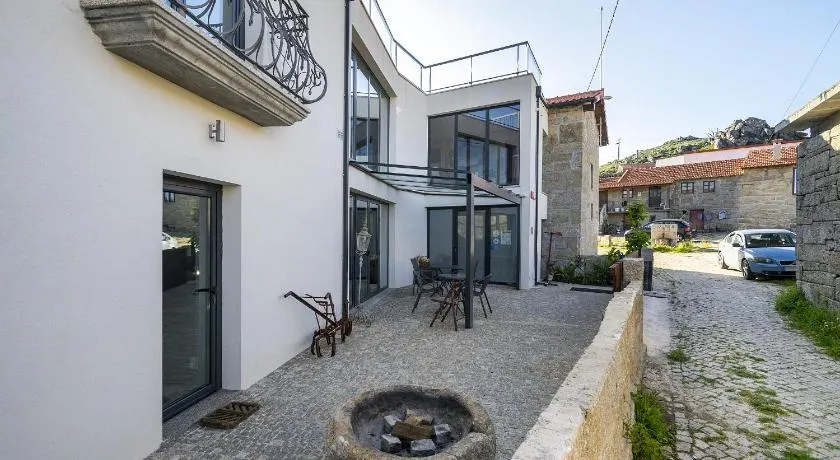 Isatour -Natural Park House - Image 1