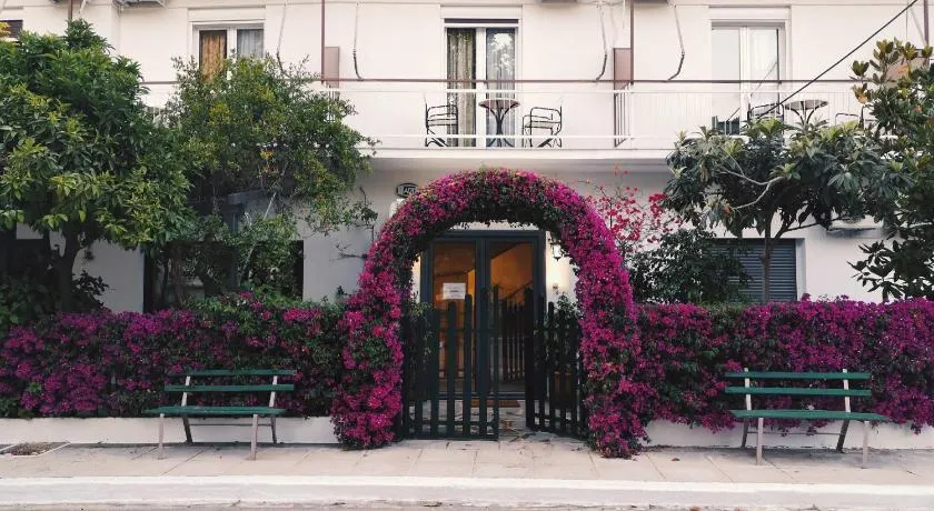 Hotel Ritsa - Image 1