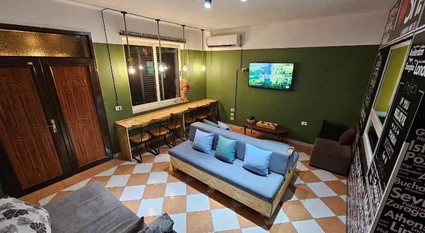 Shkodra Hostel & Day Tours - Image 1