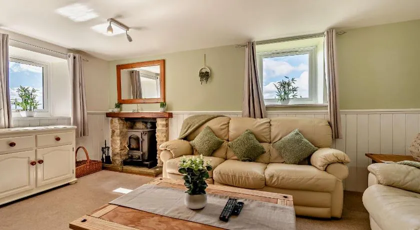 Magpie Cottage - Image 1