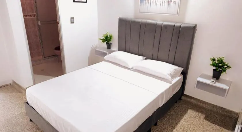 Habitación Premium al lado del CC San Silvestre - Image 1