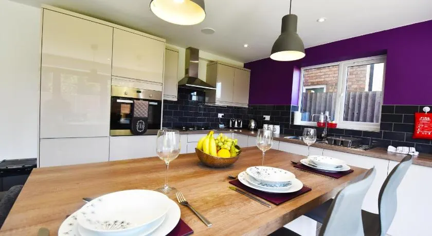 Gorse House - Image 1
