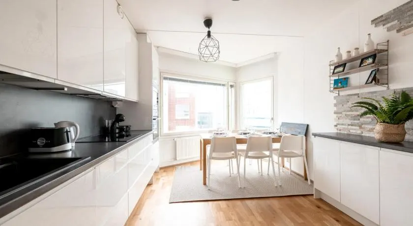 2ndhomes Cozy Spacious 79m2 2BR Apartment with Sauna - Image 1