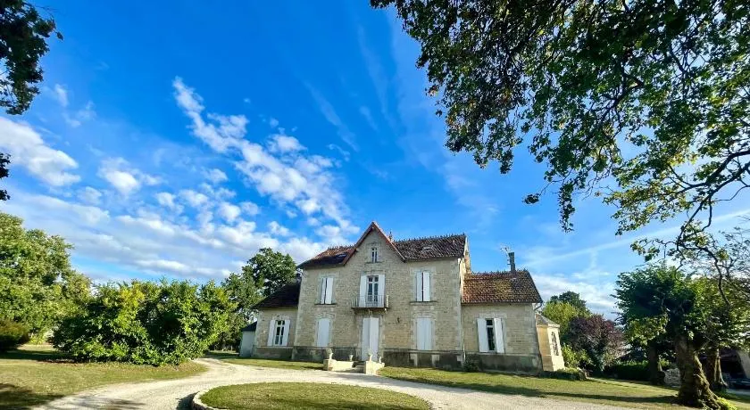 La Montgrande, 2 bed gîte, Aulnay - Image 1