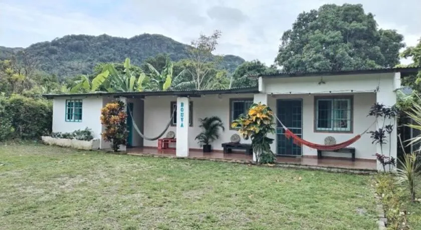 Casa Hostal Bouvá - Image 1