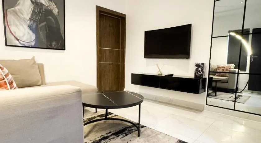 Luxe Apartments Surulere - Image 1