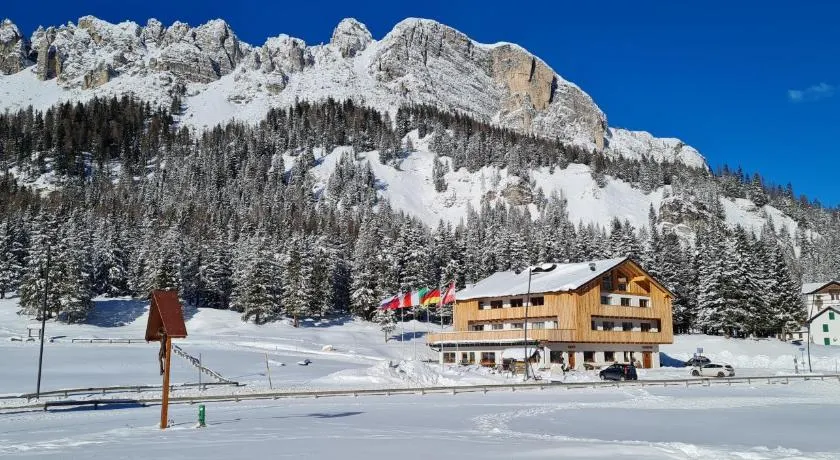 Chalet Alpenrose - Image 1