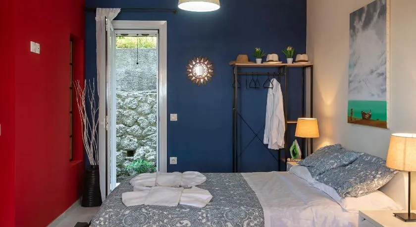 Ammos Beach House - Image 1