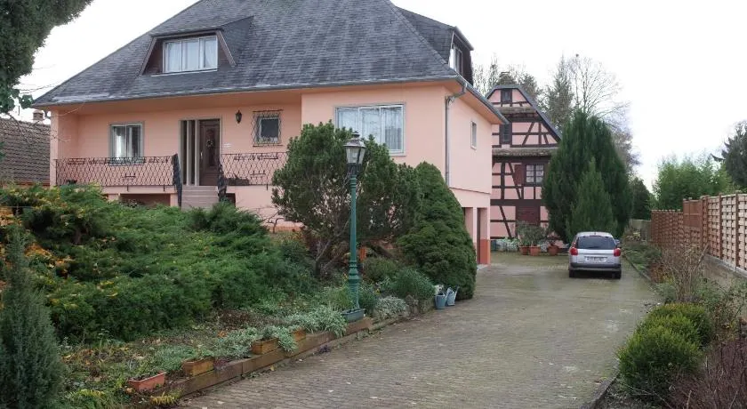 Maison de Jeanne - Image 1