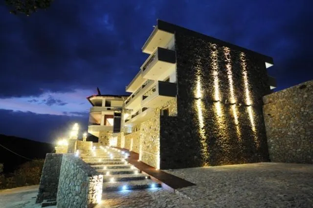 Philippeio Hotel - Image 1