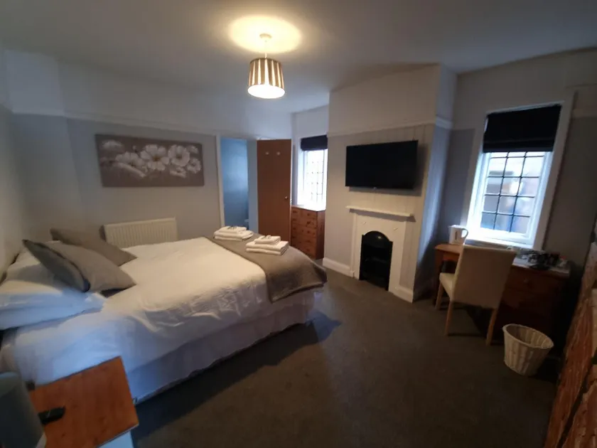 The Bugle Inn - Image 1