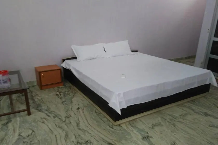 Hotel Jayka - Image 1