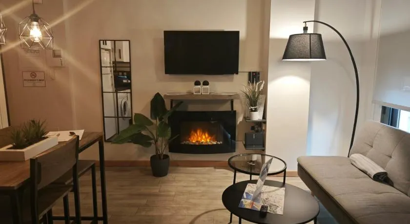Studio Miramar Suites Malaga - Image 1