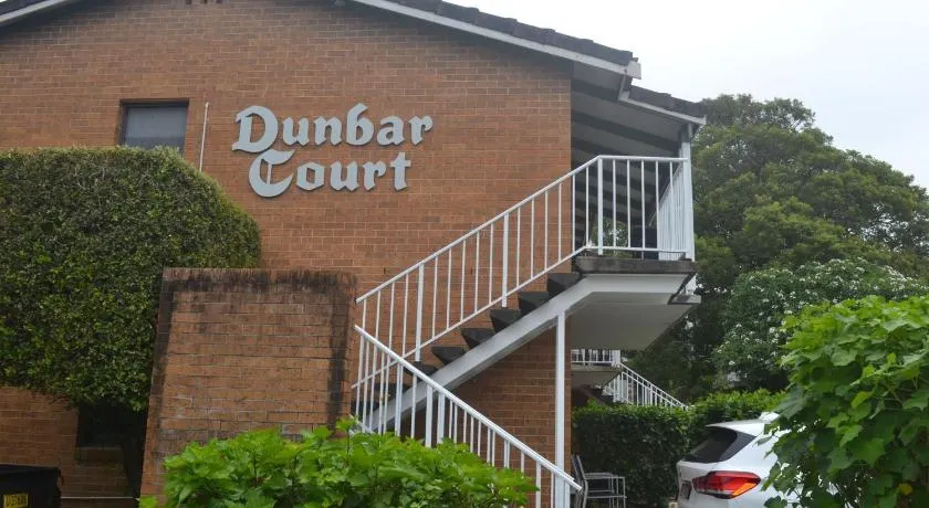 Dunbar Court Unit 8 - Bring your own linen - Image 1