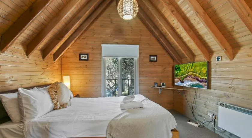 Loft - Image 1