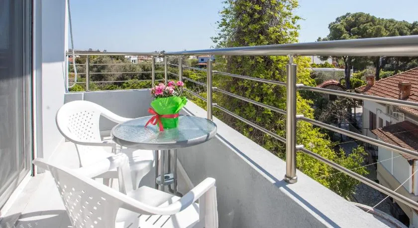 Economisa Apartments - Image 1