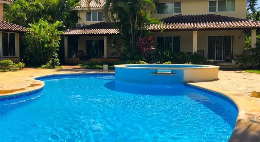Villas Del Jardin 7 - Image 1