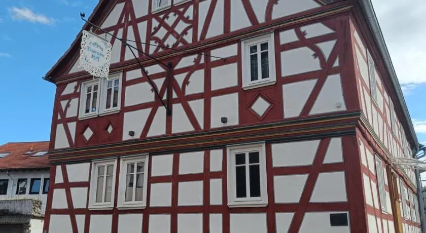 Apartments & möblierte Zimmer in Kahl am Main, Self-Check-In, W-Lan, Küchenzeile für Selbstversorgung, PKW-Platz - Image 1