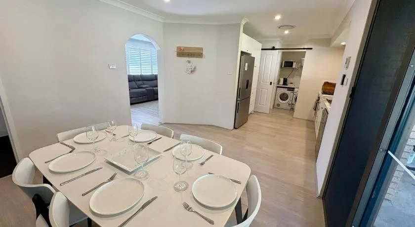 Broadwater Beach Cottage - Image 1