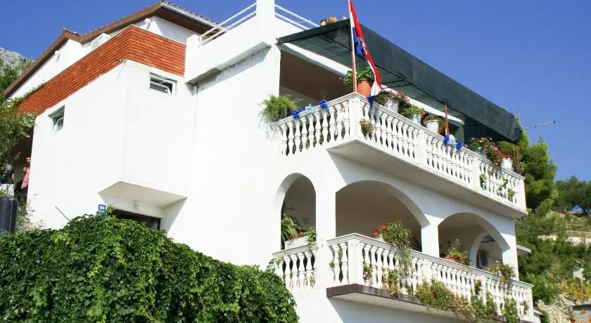 Apartments Suco - Image 1