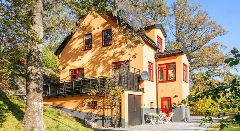 Cozy Chic Retreat near Stockholm - Image 1