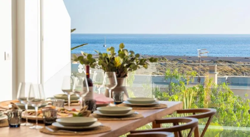 MEDANO4YOU Lava Azul Beach House - Image 1