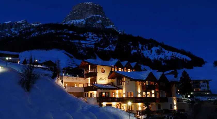 Alpin Apartments Colfosco - Image 1