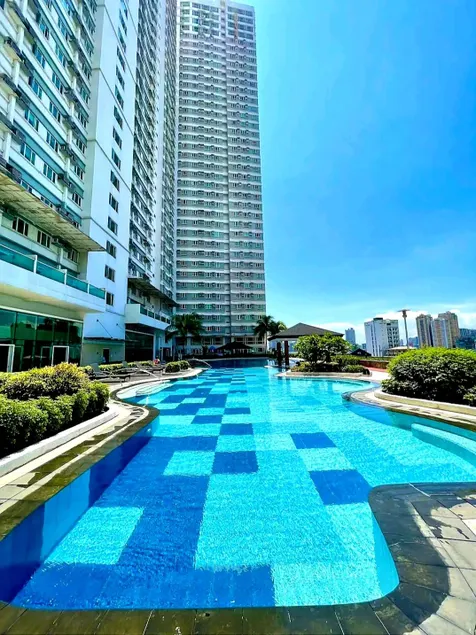 LukeatSkye Suite - The Beacon Makati - Image 1