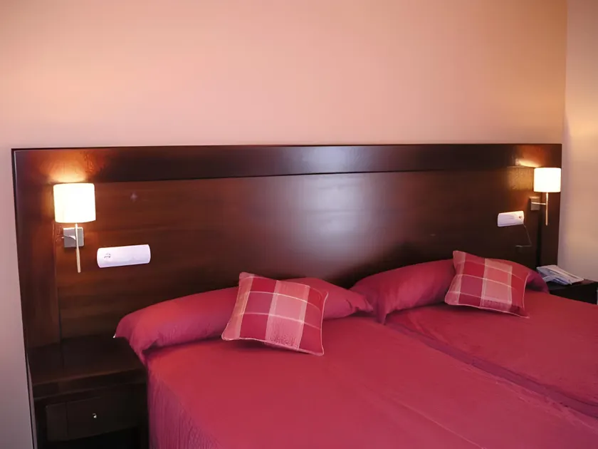 Hotel Campos de Castilla - Image 1