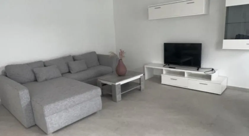 Schöne Neubauwohnung mit Stil - Image 1