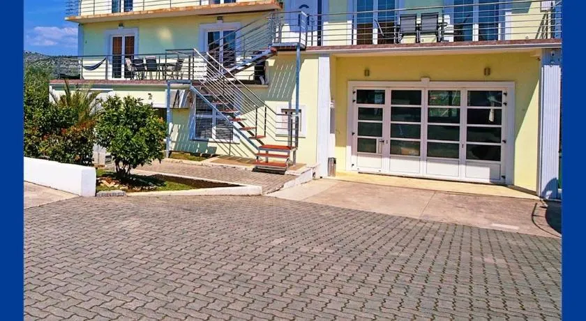 Villa Tea - Image 1