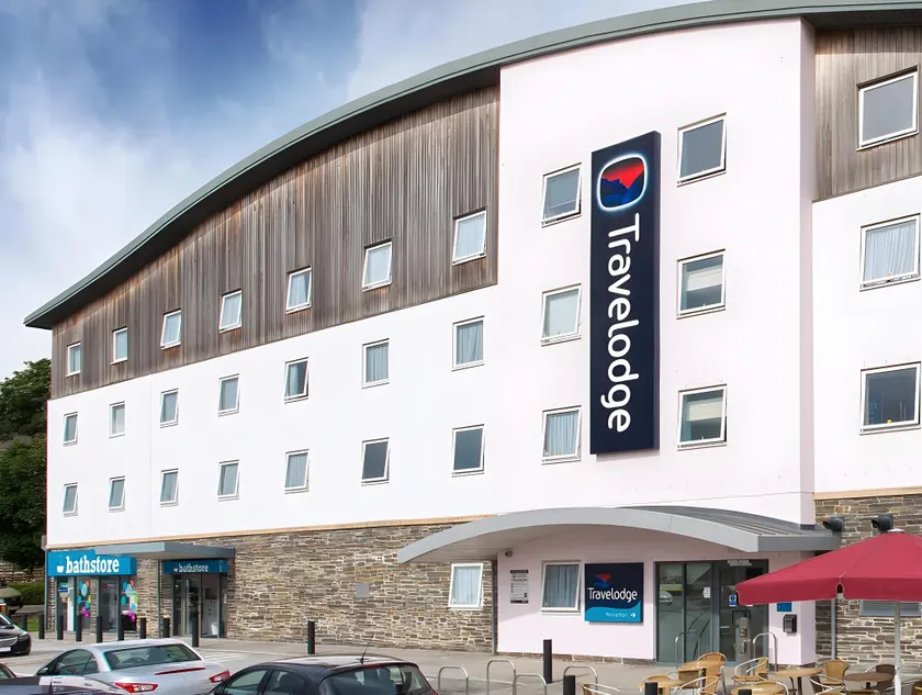 Travelodge St Austell - Image 1