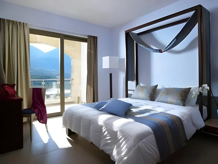 Filion Suites Resort & Spa - Image 1