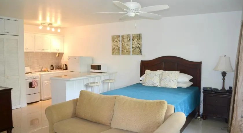 One Love Cozy Studio Seawind On The Bay - Image 1