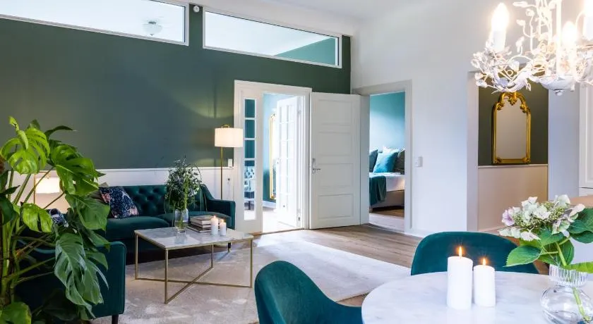 Gem Suites Holiday Apartments - Image 1