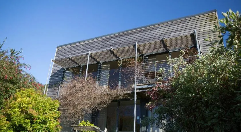 Sea Loch View Holiday Home - Image 1