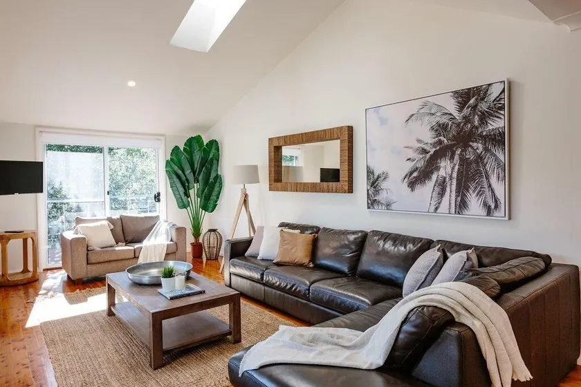 Seagrass House; Modern North Avoca Oasis - Image 1