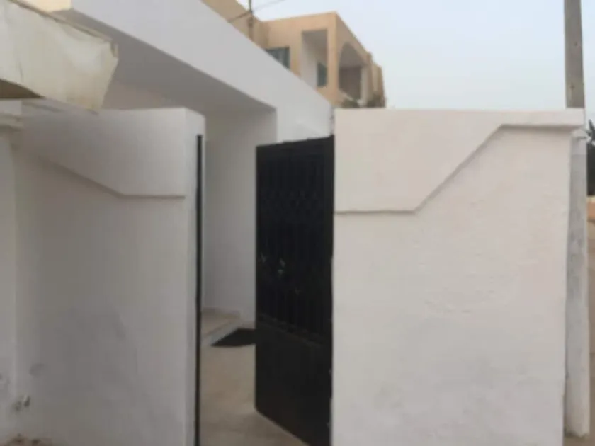 Hyatt Stones - Image 1