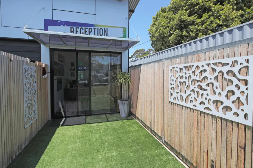 Georges Bay Apartments - Image 1