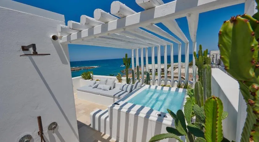 Musae al Mare - Image 1