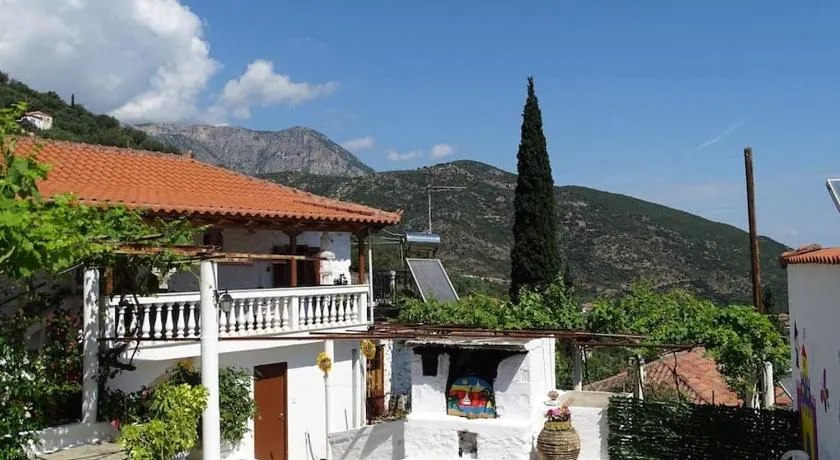 MATAS HOUSE - Image 1