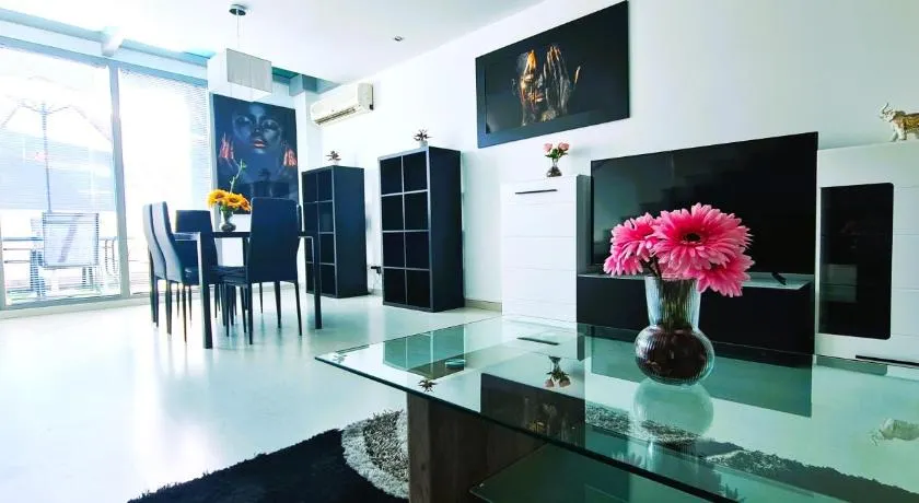 Seasonal Living Lumen Triplex - Image 1
